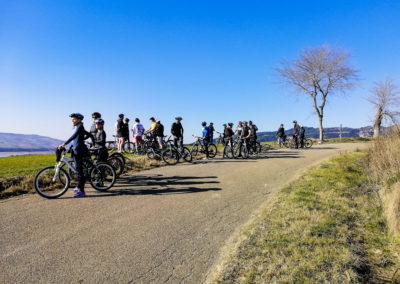 Un piccolo break durante il percorso in bici