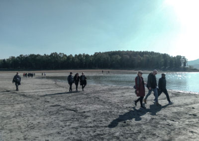 Trekking costeggiando la diga di San Giuliano